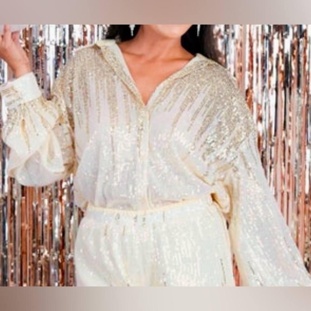 NWT Sequin Long Sleeve Button Down Top